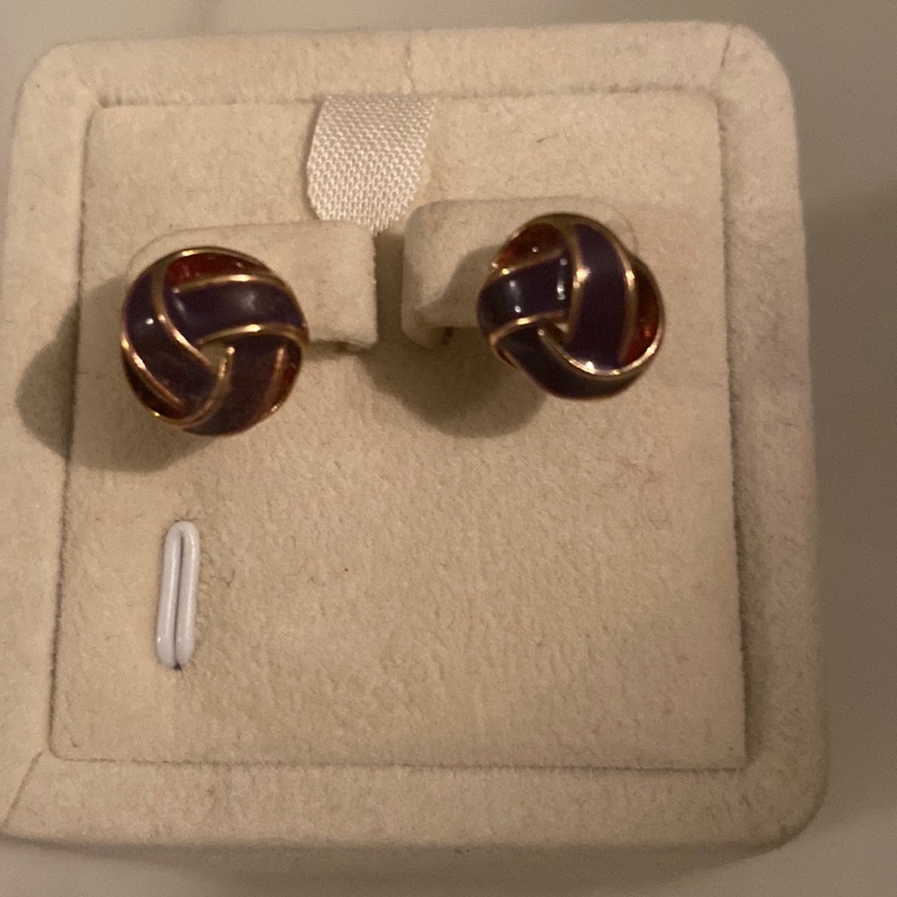Vintage knotted style earrings